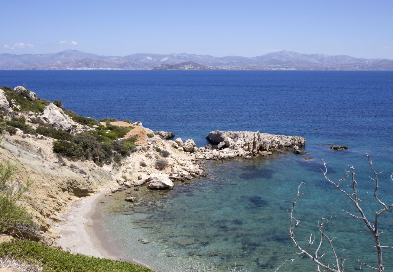 Villa in Ampelas - Stunning Beachfront 3BR Villa that has it ALL! 