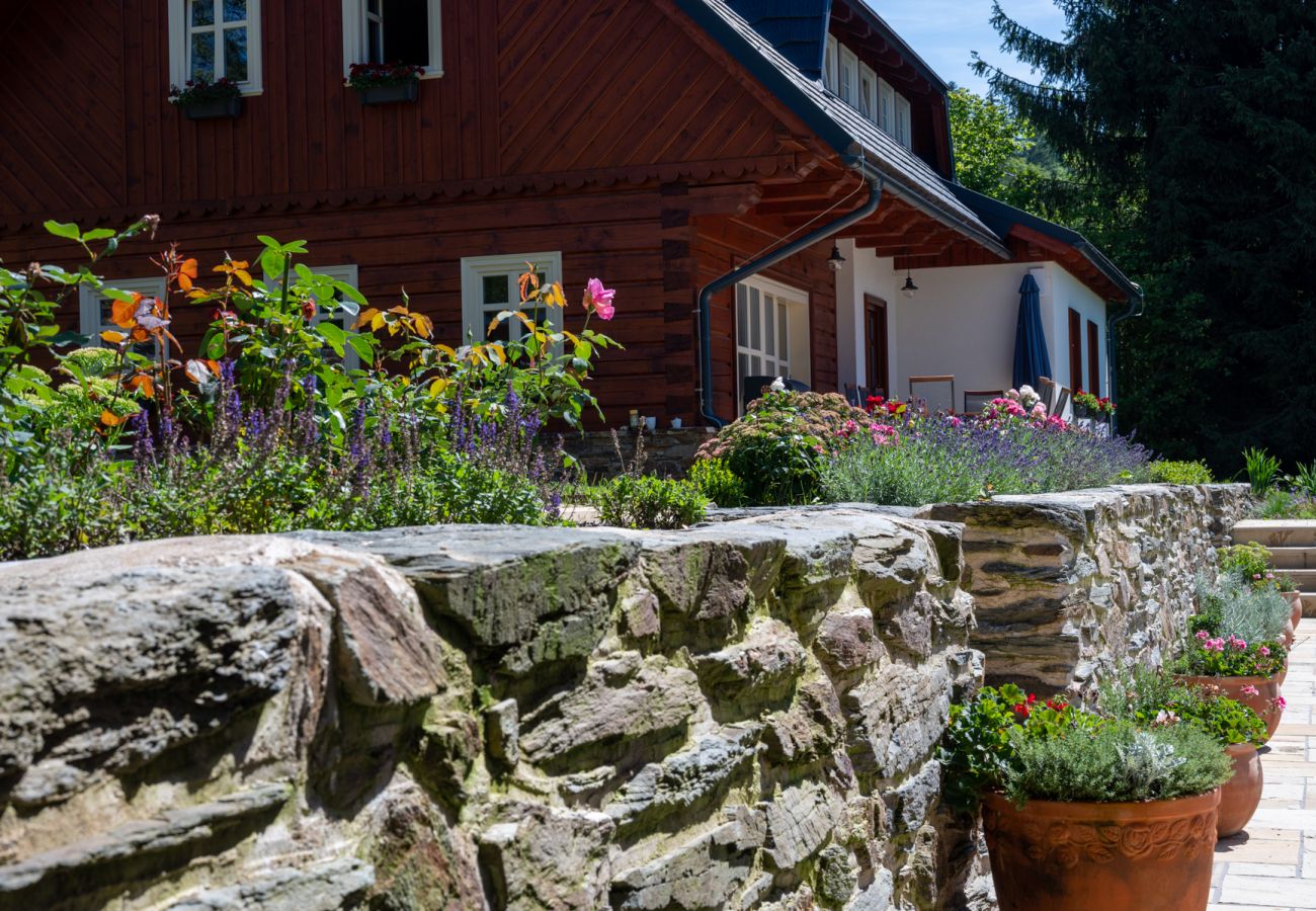 Villa in Vysoké nad Jizerou - KKH070 