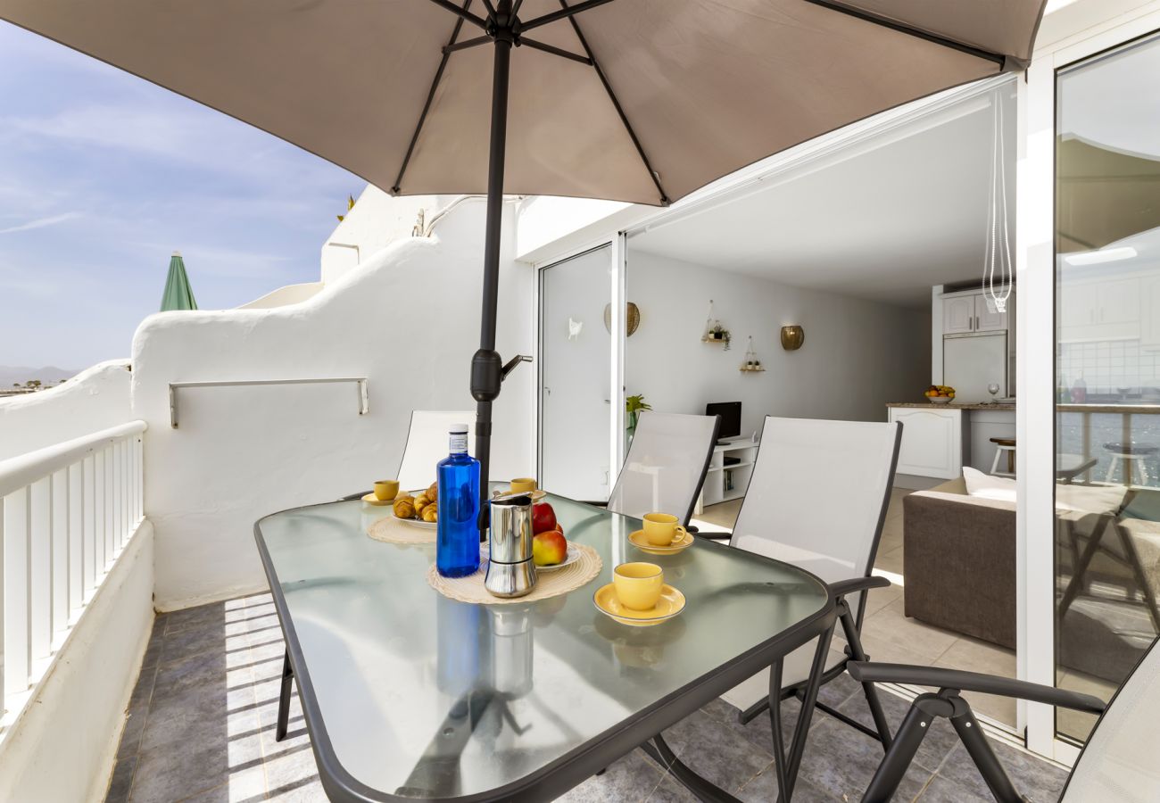 Apartment in Tías - 