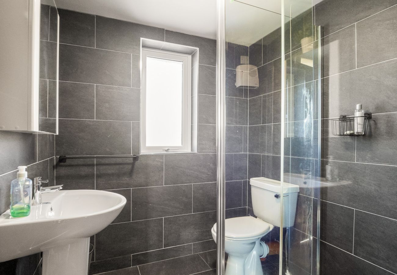 House in Ballyconneely -  Paddy Carrolls Coastal Escape in Ballyconneely, Connemara