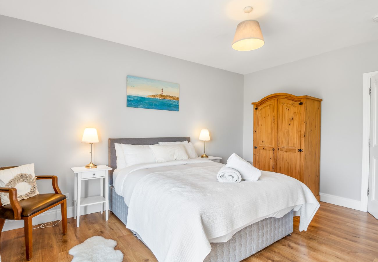 House in Ballyconneely -  Paddy Carrolls Coastal Escape in Ballyconneely, Connemara