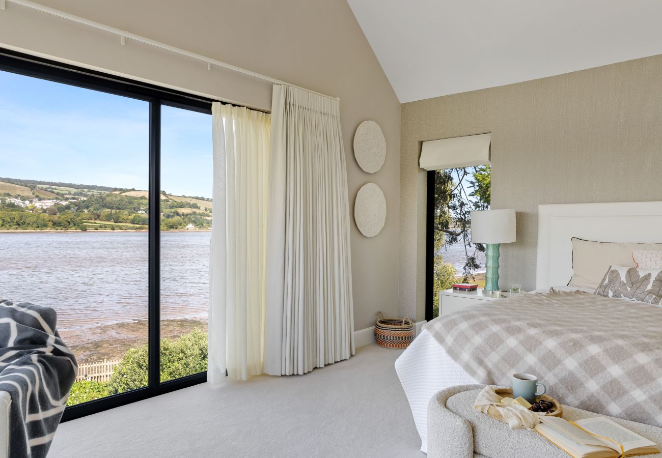 Master bedroom with Juliet balcony and river view