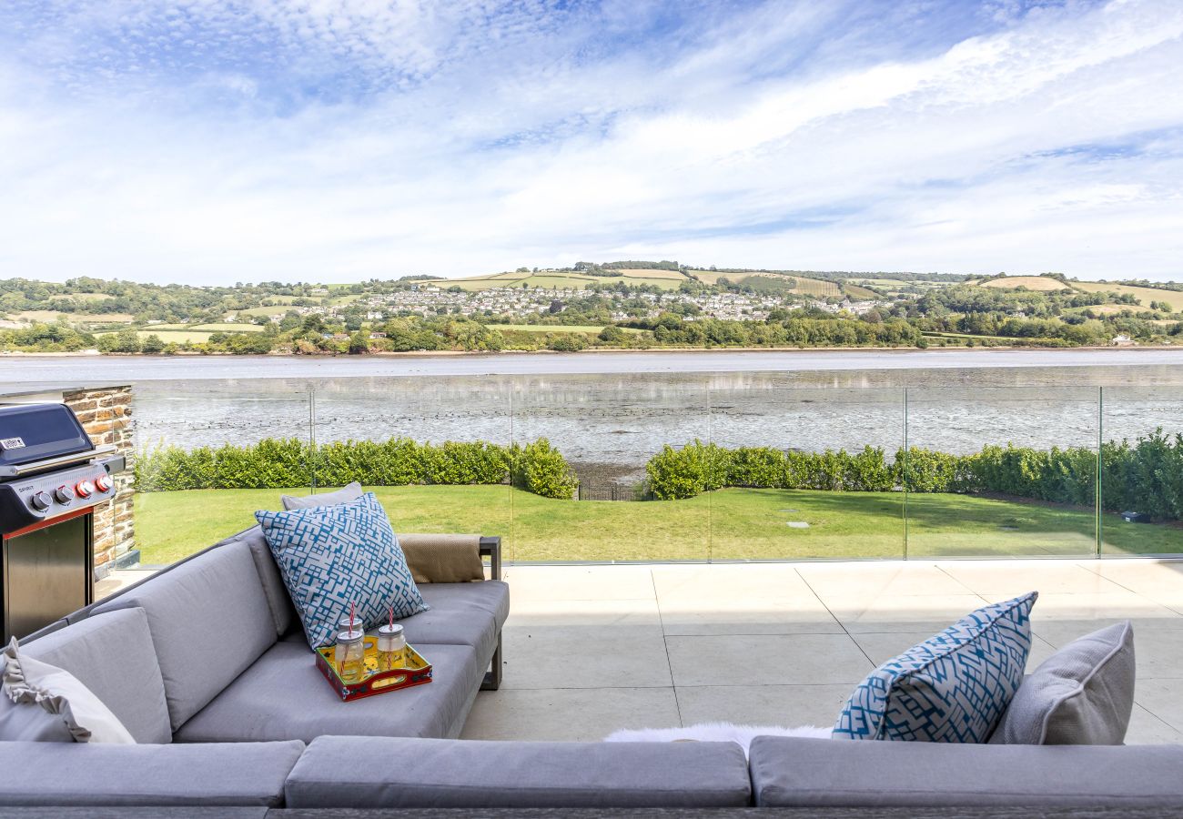 House in Combeinteignhead - Gable View – Luxury Riverside Retreat with Panoramic Views & Cinema Room