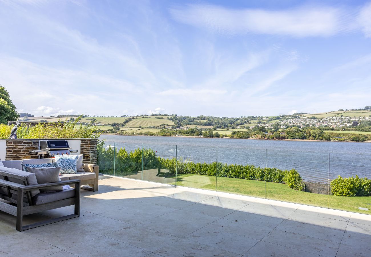 House in Combeinteignhead - Gable View – Luxury Riverside Retreat with Panoramic Views & Cinema Room