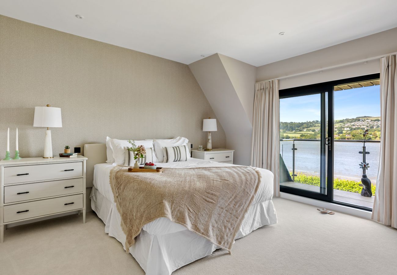 House in Combeinteignhead - Gable View – Luxury Riverside Retreat with Panoramic Views & Cinema Room