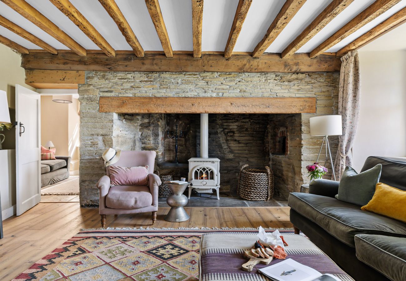 Country house in Kingsbridge - Lower Easton Farmhouse: Near Kingsbridge, a beautifully restored Grade II countryside retreat