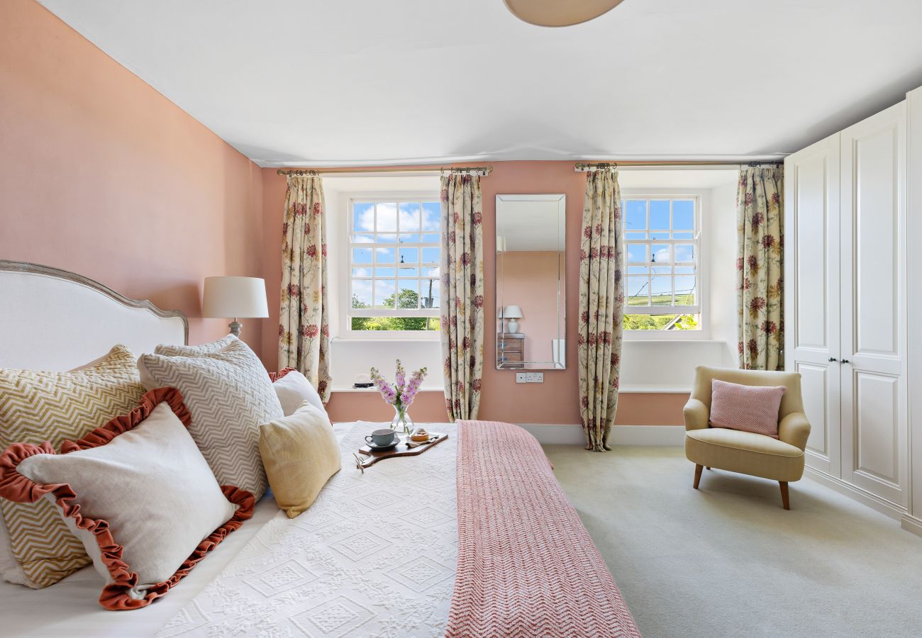 Country house in Kingsbridge - Lower Easton Farmhouse: Near Kingsbridge, a beautifully restored Grade II countryside retreat