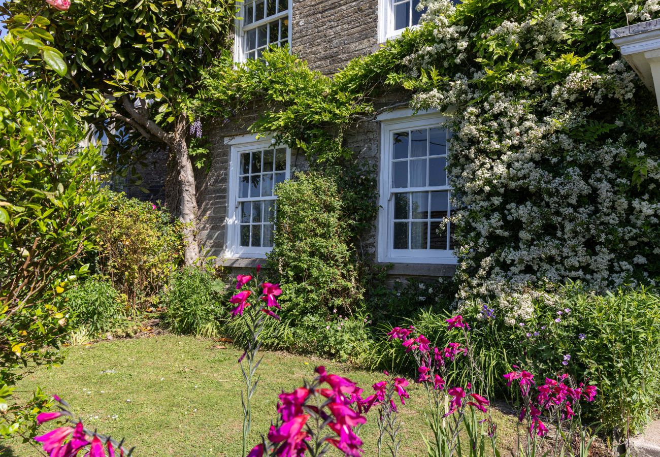 Country house in Kingsbridge - Lower Easton Farmhouse: Near Kingsbridge, a beautifully restored Grade II countryside retreat